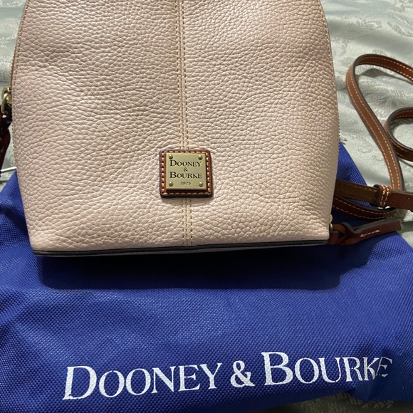 Dooney & Bourke Bags Dooney And Burke Trixie Crossbody Purse Poshmark